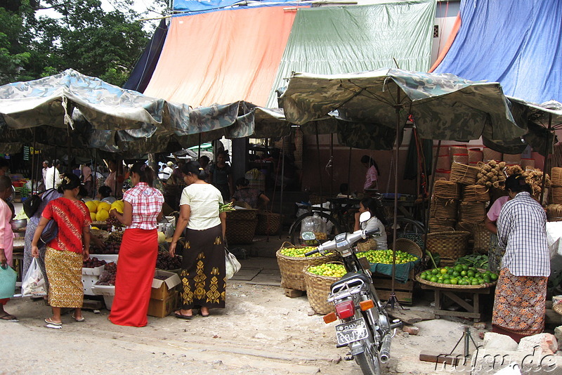 86th Street Market - Strassenmarkt in Mandalay, Myanmar