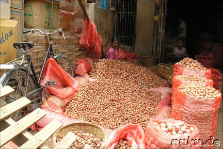 86th Street Market - Strassenmarkt in Mandalay, Myanmar