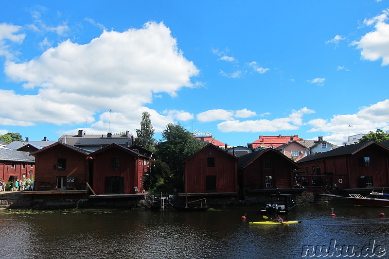 Am Flussufer in Porvoo, Finnland