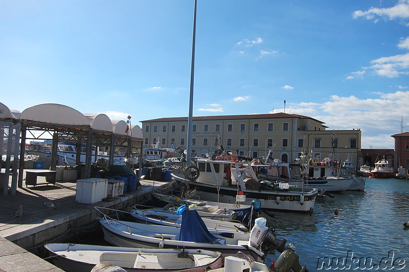 Am Hafen von Livorno, Italien
