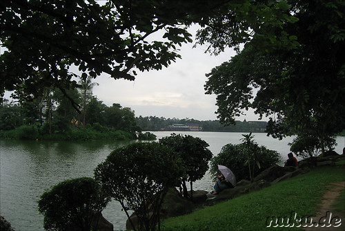 Am Kandawgyi Lake - See in Yangon, Myanmar