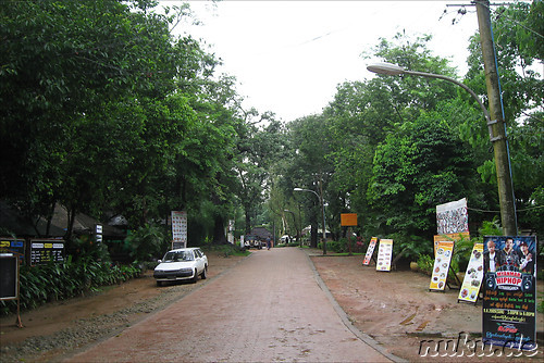 Am Kandawgyi Lake - See in Yangon, Myanmar