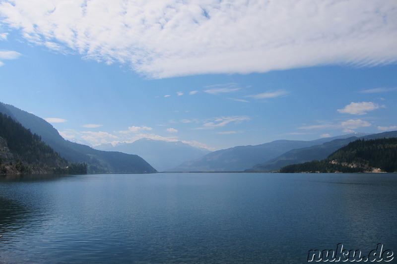 Am Revelstoke Lake in British Columbia, Kanada