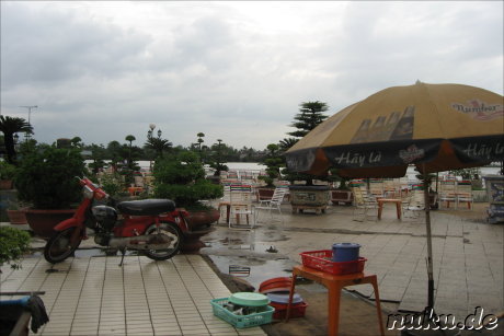 Am Saigon River in Ho Chi Minh City, Vietnam