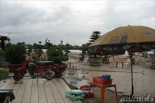 Am Saigon River in Ho Chi Minh City, Vietnam