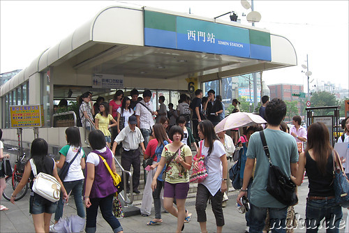 An der Ximen U-Bahn-Station in Taipei, Taiwan