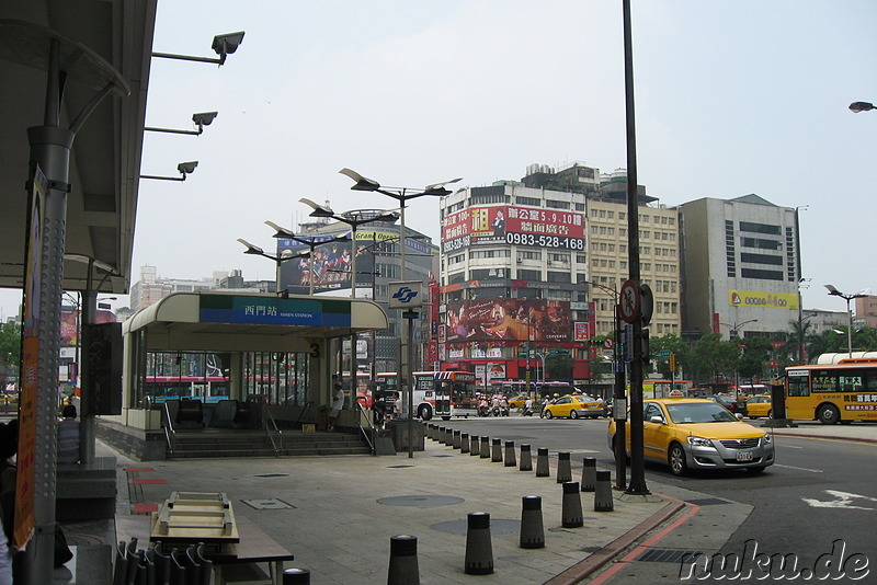 An der Ximen U-Bahn-Station in Taipei, Taiwan