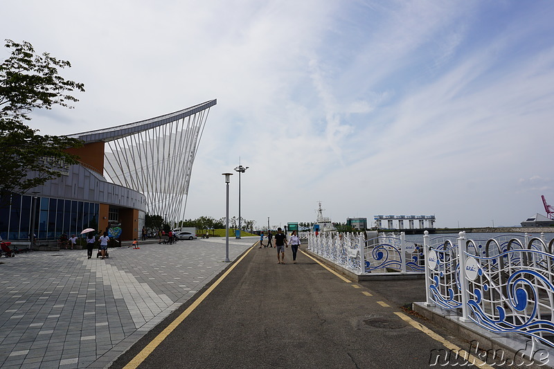 Ara Incheon Passenger Terminal (아라인천여객터미널) in Jeongseojin (정서진), Incheon