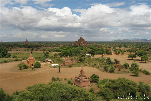 Ausblick vom Shwesandaw Paya - Tempel in Bagan, Myanmar