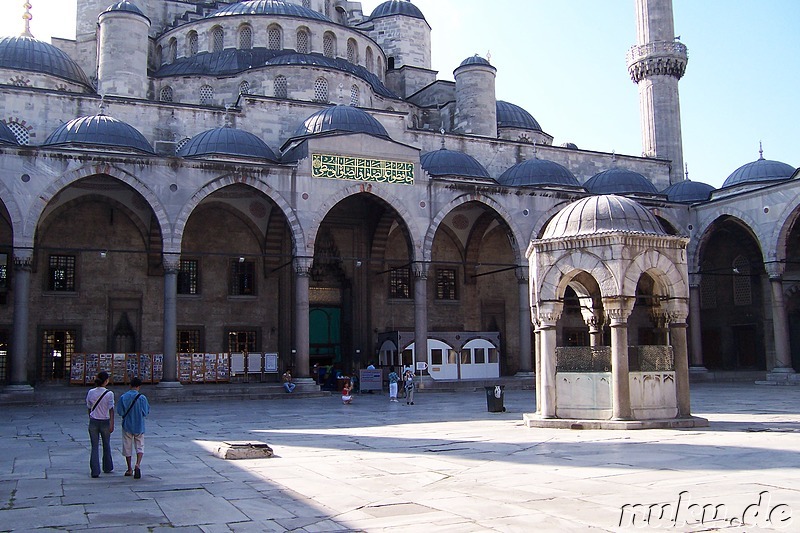 Blaue Moschee - Sultan-Ahmet-Moschee in Istanbul, Türkei