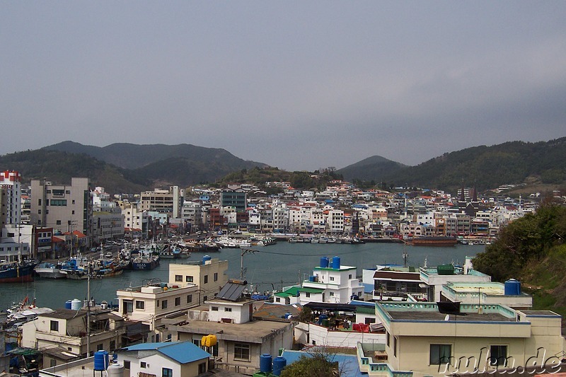 Blick auf den Gangguan Hafen von Tongyeong