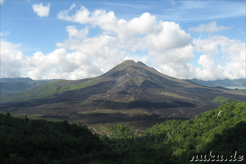 Blick auf den Vulkan Mount Batur auf Bali, Indonesien