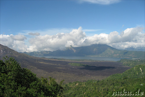 Blick auf den Vulkan Mount Batur auf Bali, Indonesien