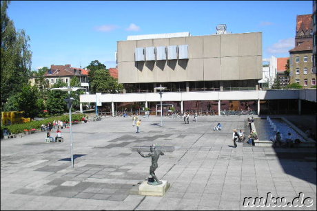 Blick auf die Universitaetsbibliothek der TU Braunschweig