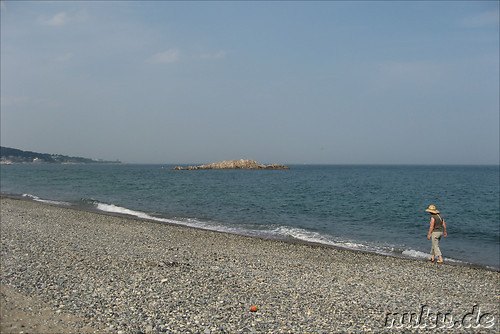 Blick auf Koenig Munmus Unterwasser-Grab am Bonggil Beach