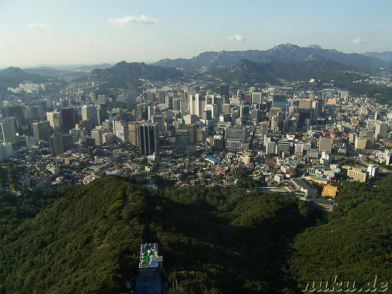 Blick auf Seoul. Foto: Henrik Kraft