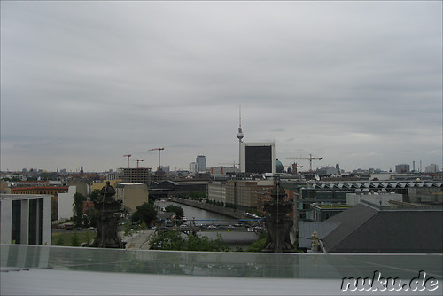Blick vom Reichstag in Richtung Fernsehturm, Berlin