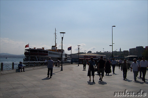 Bosporus & Goldenes Horn in Istanbul, Tuerkei