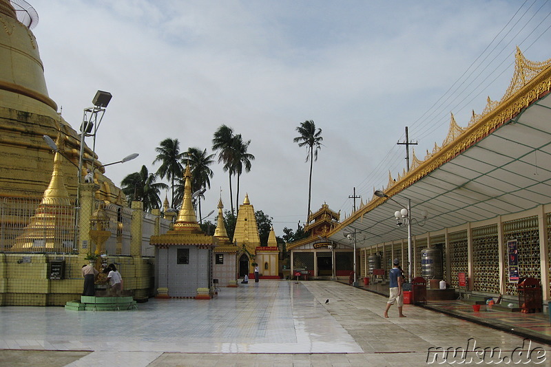 Botataung Pagoda - Tempel in Rangoon, Burma