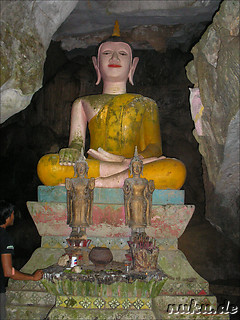 Buddha in der Tham Hoi