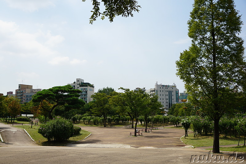 Bupyeong Park (부평공원) in Incheon, Korea