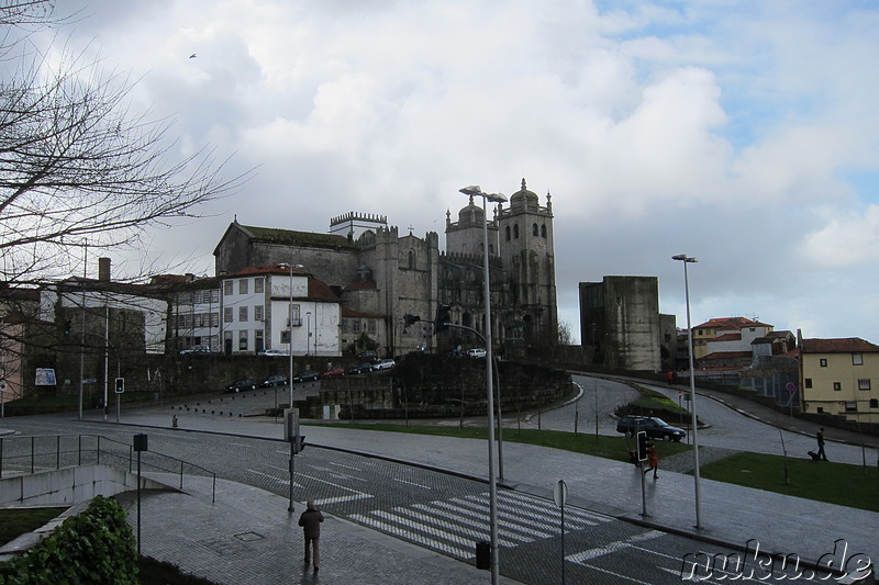 Die Kathedrale von Porto, Portugal