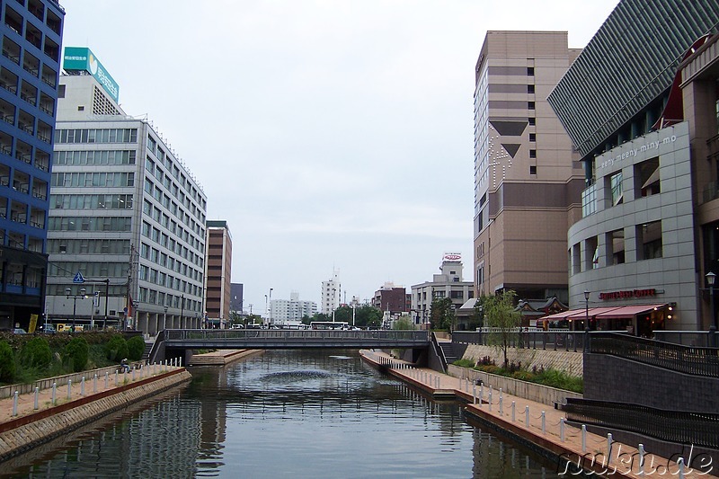 Einer der vielen Flüsse in Fukuoka
