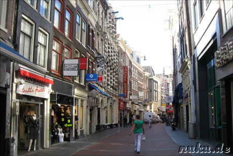 Einkaufsviertel im Zentrum von Amsterdam Einkaufsviertel im Zentrum von Amsterdam