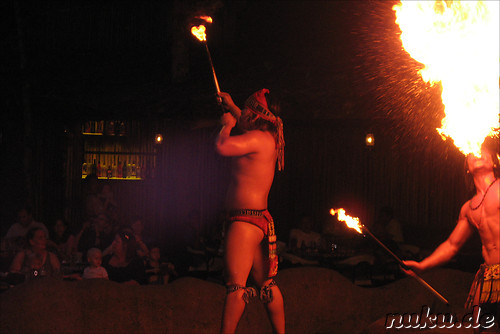 Feuershow vor der Nachtsafari