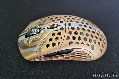 Finalmouse Starlight ST-12