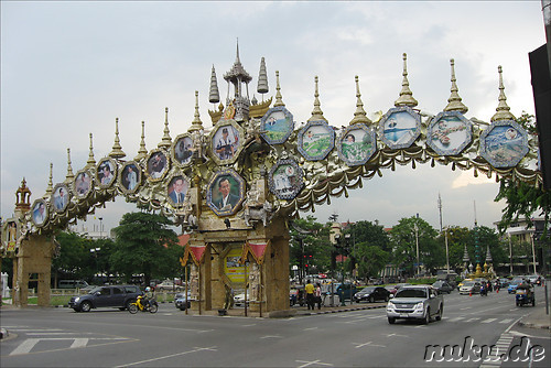 Fotos der K&ouml;nigsfamilie in Bangkok
