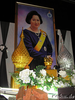 Fotos der K&ouml;nigsfamilie in Bangkok