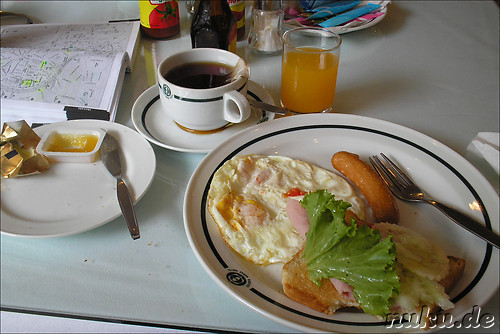 Fruehstueck im Golden Horse Hotel, Bangkok