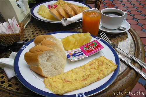 Fruehstueck im Mali Nam Phu Guest House