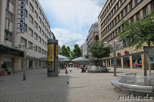 Fussgaengerzone Koenigstrasse in Stuttgart, Baden-Wuerttemberg