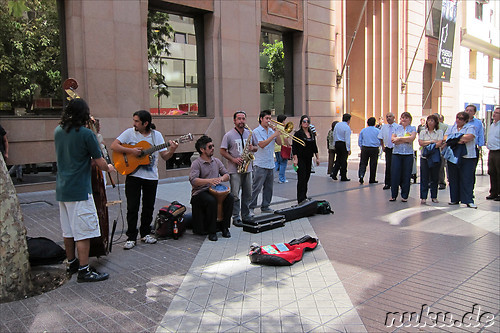Fussgaengerzone Paseo Huerfanos in Santiago de Chile