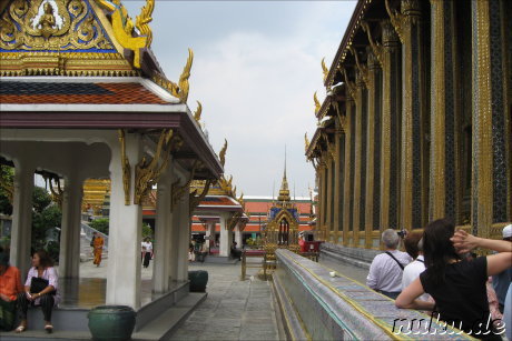 Grand Palace (Koenigspalast) und Wat Phra Kaeo Tempel in Bangkok, Thailand