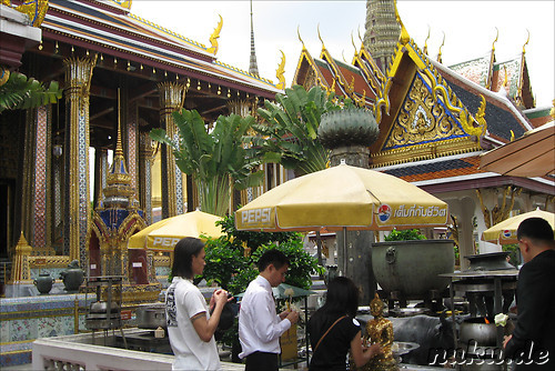 Grand Palace (Koenigspalast) und Wat Phra Kaeo Tempel in Bangkok, Thailand