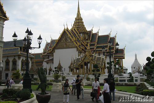 Grand Palace (Koenigspalast) und Wat Phra Kaeo Tempel in Bangkok, Thailand