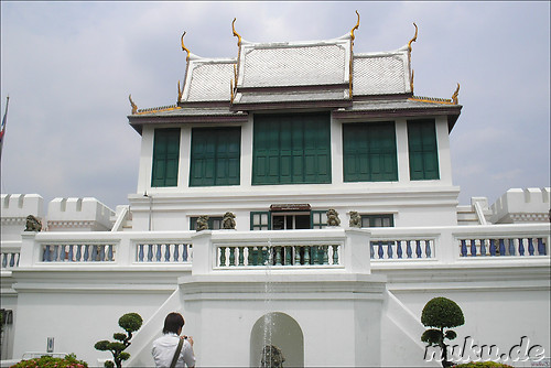 Grand Palace (Koenigspalast) und Wat Phra Kaeo Tempel in Bangkok, Thailand