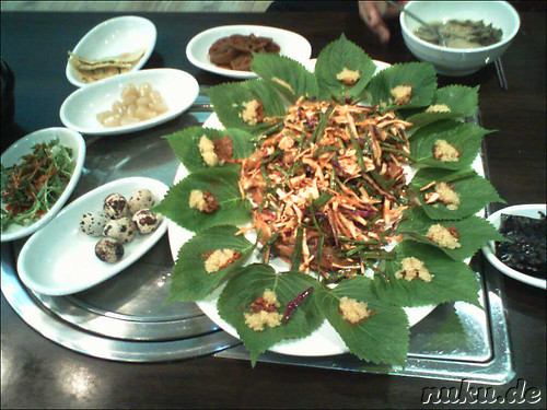 HoiMuChim (회무침) - roher Fisch, scharfes Gemuese