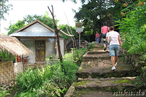 Htup-Ein Small Meditation Cave am Inle See in Burma