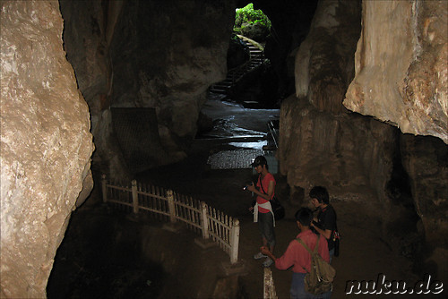 Htup-Ein Small Meditation Cave am Inle See in Burma