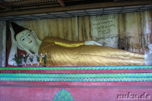 Htup-Ein Small Meditation Cave am Inle See in Burma