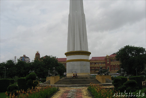 Independence Monument im Mahabandoola Garden in Rangoon, Burma