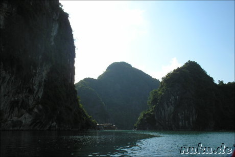 Kalkfelsen in Halong Bay, Vietnam Kalkfelsen in Halong Bay, Vietnam
