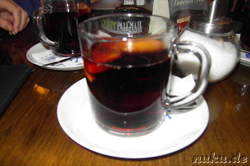 Kn&ouml;del & Gulasch in einer Kneipe in Prag, Tschechien