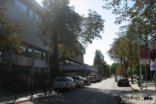 Links: Bibliothek der Technischen Universitaet Braunschweig