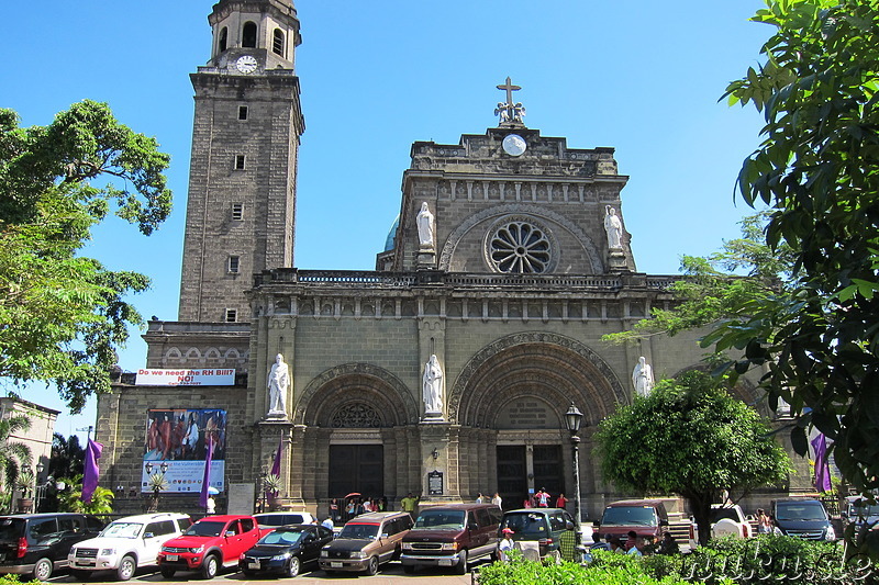 Manila Cathedral am Plaza Roma in Manila, Philippinen