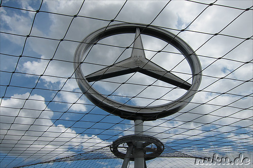 Mercedes-Stern auf dem Stuttgarter Hauptbahnhof